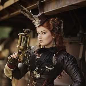 Meet your Posher, Andrée